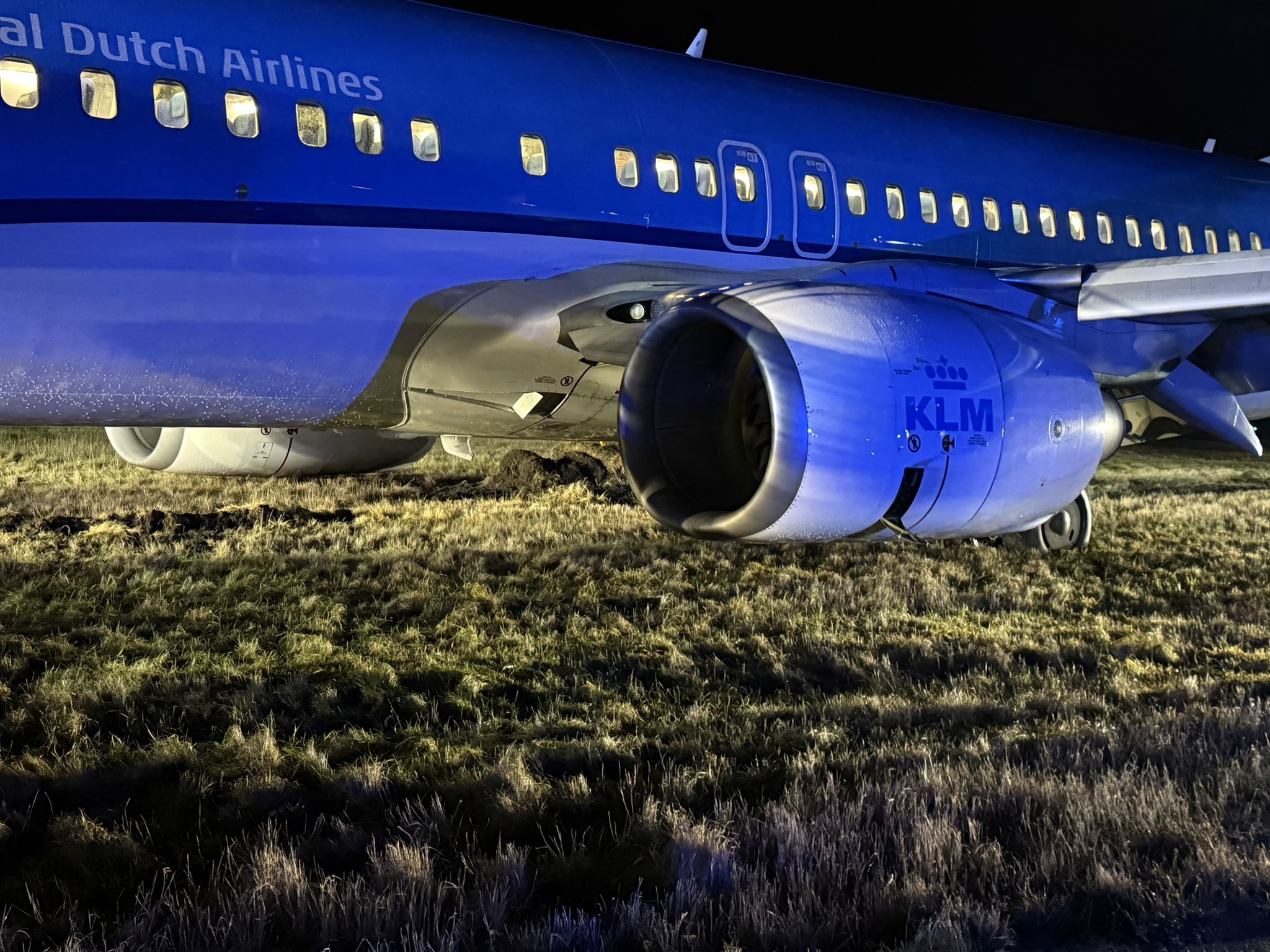 The Dutch air craft landing following the accident